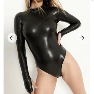 THE PROTAGONIST BODYSUIT SIZE M NWT BLACKMILK BLACK  ALL SALES FINAL